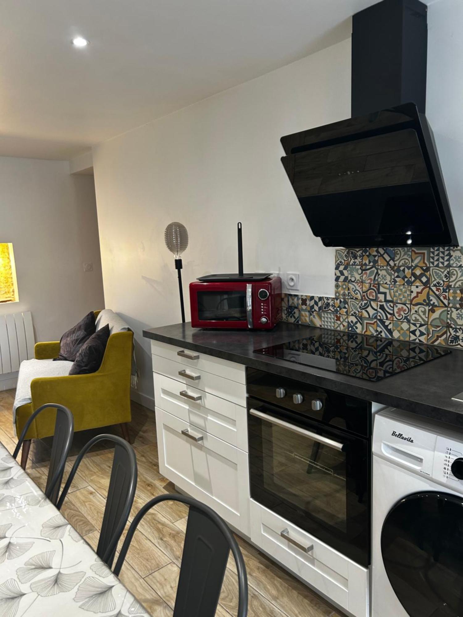 Le Ty Maclow Apartment *